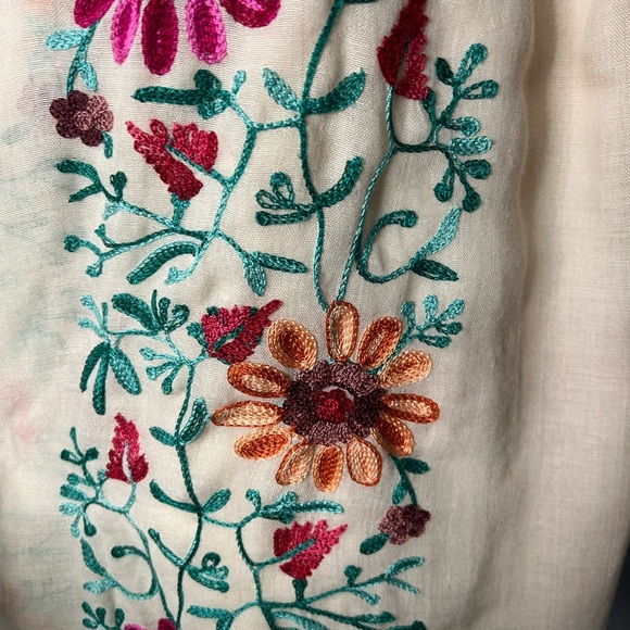 Floral Embroidered Cream Scarf Shawl or Wrap - Picture 8 of 9